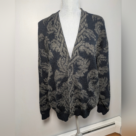 Women’s Charcoal Floral Knit Cardigan Sweater - Unbranded - Picture 2 of 14